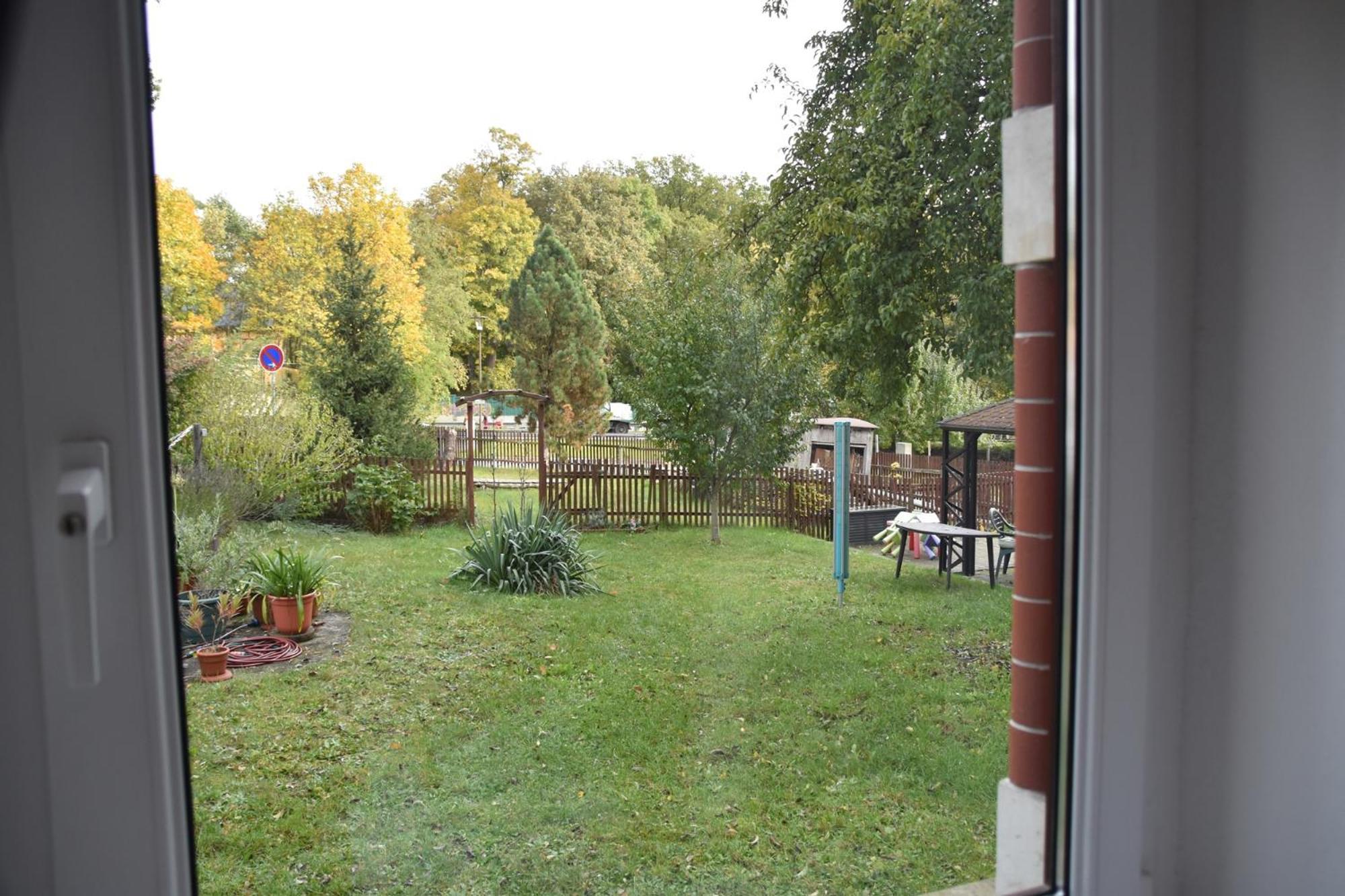 Ferienwohnung Und Pension "Zur Aue" Konigsbruck Екстер'єр фото