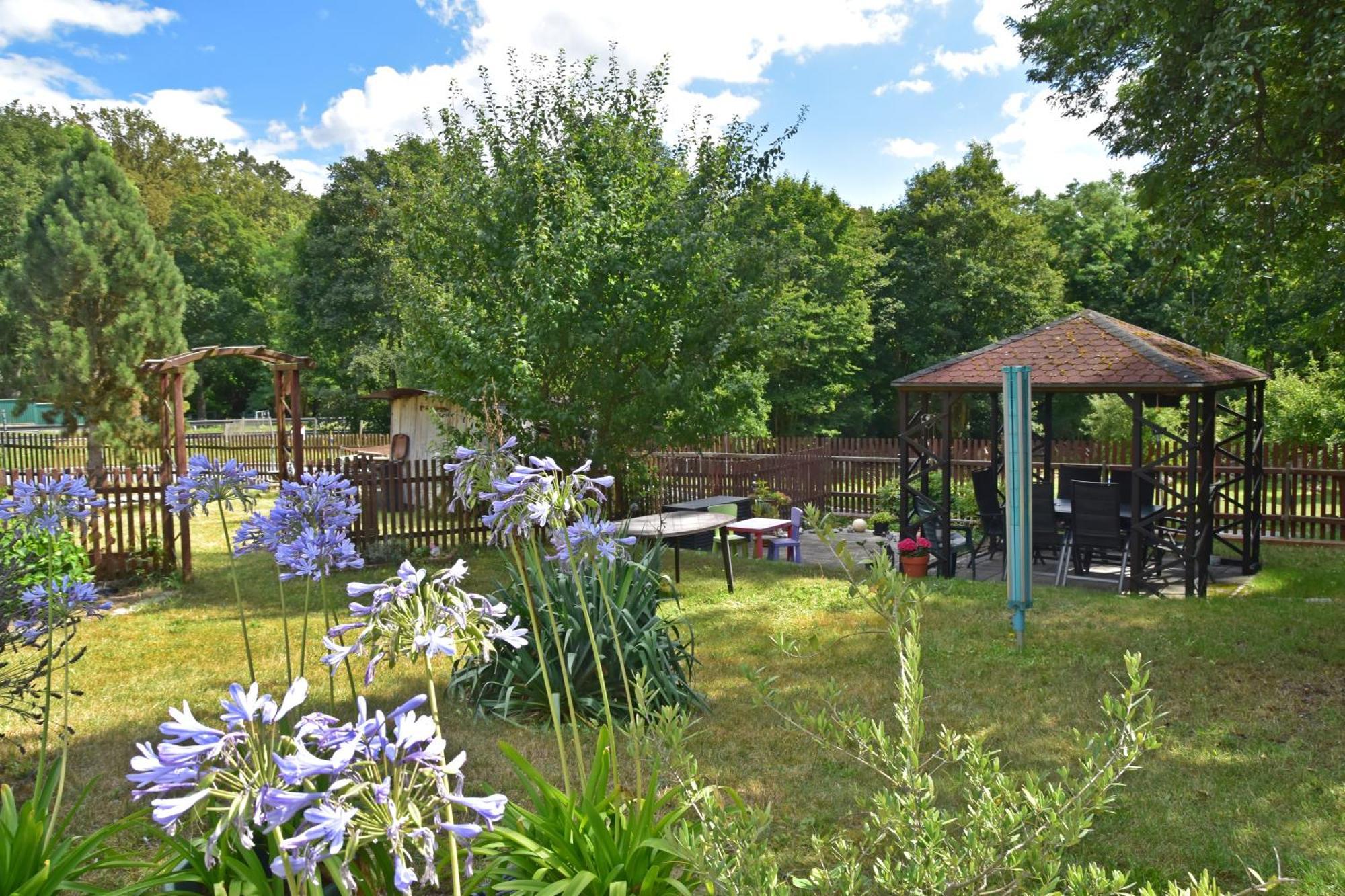 Ferienwohnung Und Pension "Zur Aue" Konigsbruck Екстер'єр фото